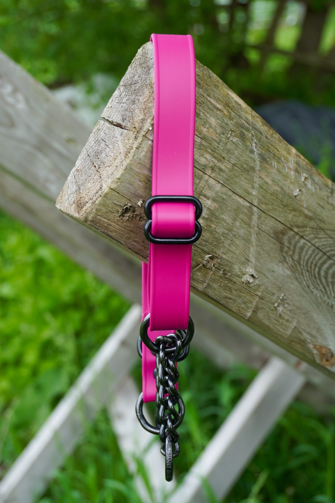 Adjustable Martingale Collar