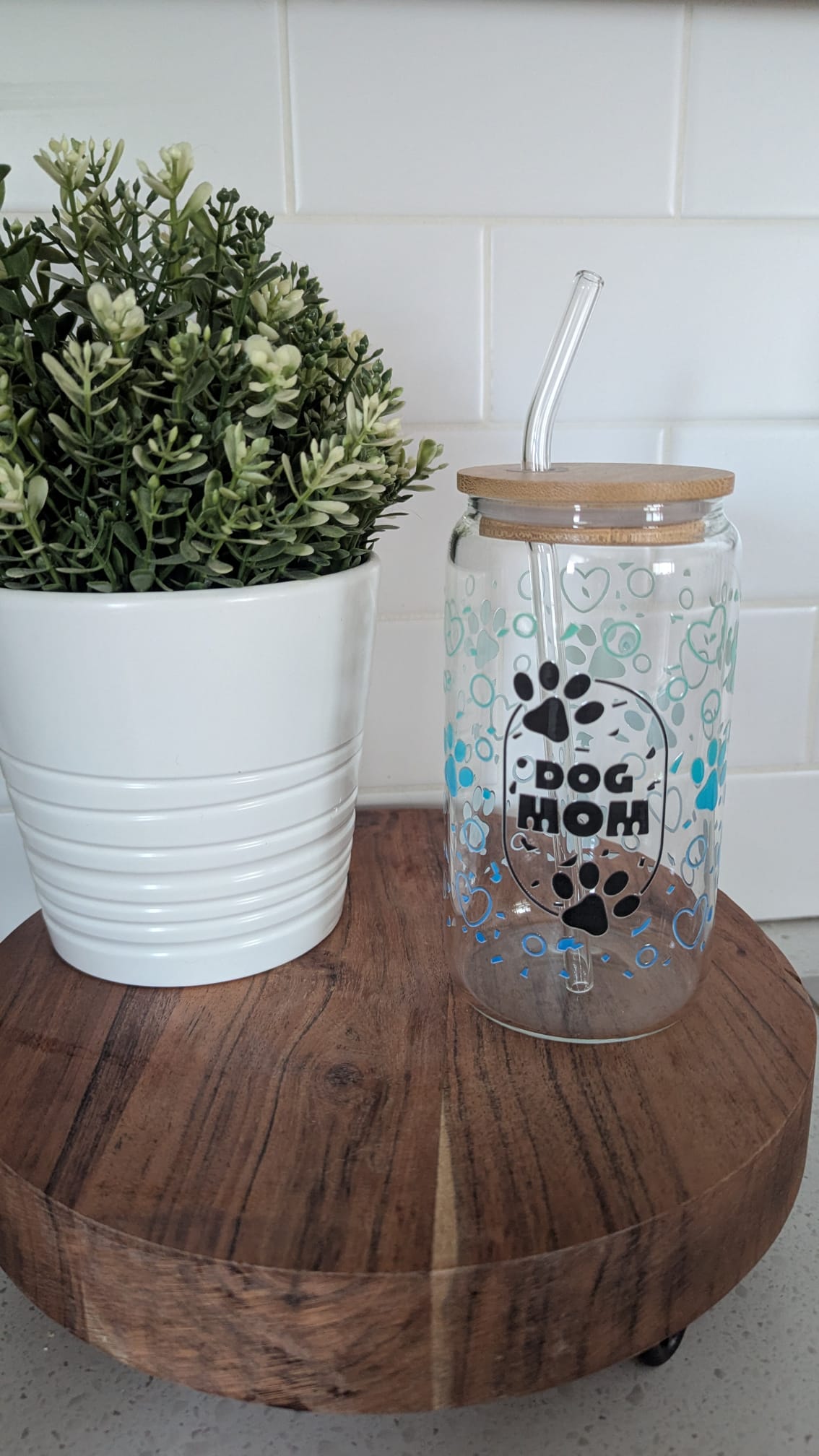Blue Dog Mom Glass